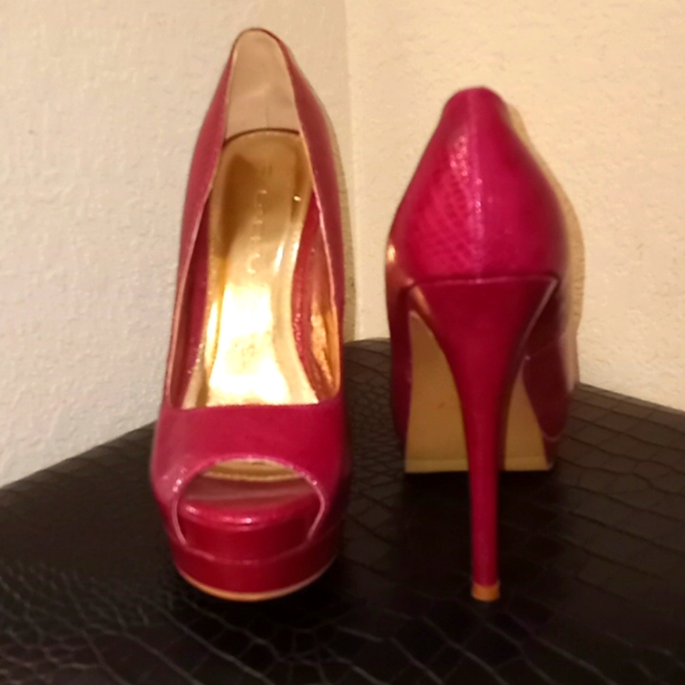 C Label Raspberry Snakeskin Stiletto Platform 👠 - Picture 4 of 15